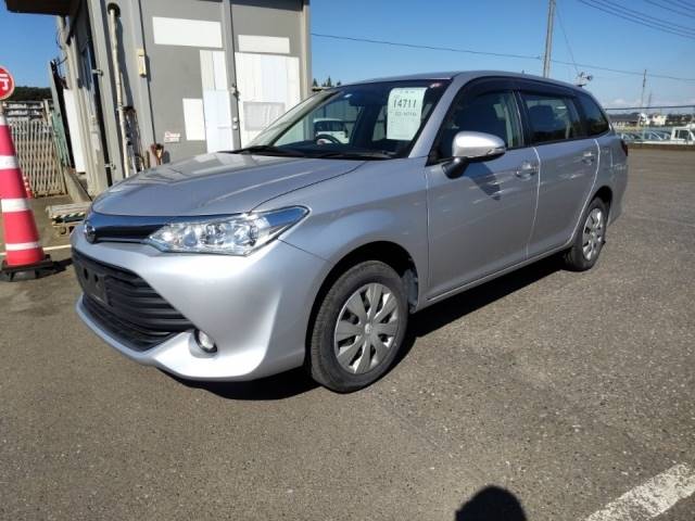 14711 TOYOTA COROLLA FIELDER NZE164G 2017 г. (LUM Tokyo Nyusatsu)